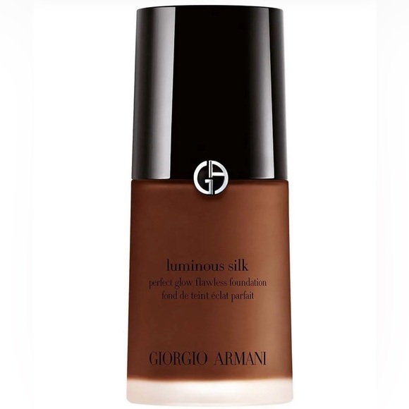 Giorgio Armani Luminous Silk Foundation. - Picture 4 of 11